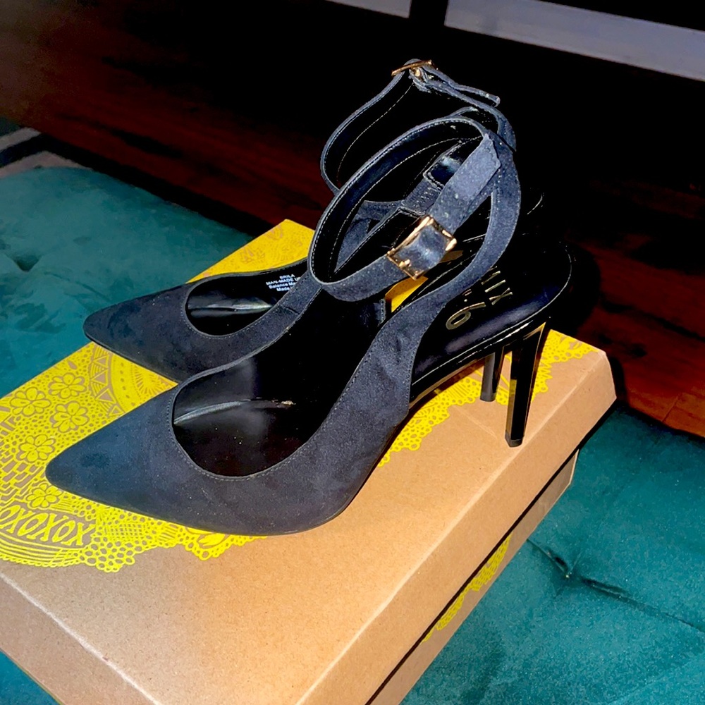 NWB mix no.6 pumps 🖤 brand new - Picture 2 of 4